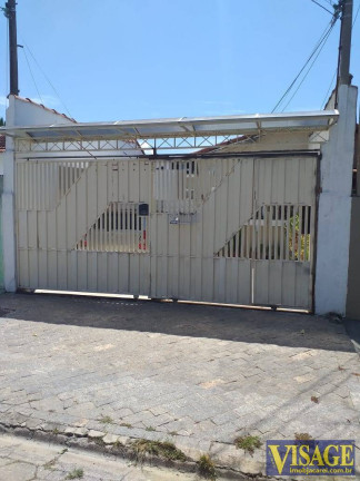 Casa com 2 Quartos à Venda,  em Jd. Florida - Jacareí