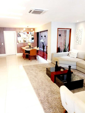 Casa com 5 Quartos à Venda, 240 m² em Barra Da Tijuca - Rio De Janeiro
