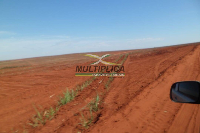 Imagem Fazenda à Venda, 510 m² em Frutal Imagem Fazenda à Venda, 510 m² em Frutal