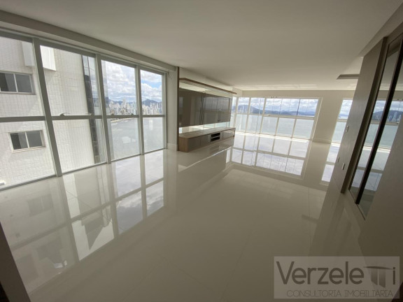 Imagem Apartamento com 4 Quartos à Venda, 237 m² em Barra Sul - Balneário Camboriú Imagem Apartamento com 4 Quartos à Venda, 237 m² em Barra Sul - Balneário Camboriú