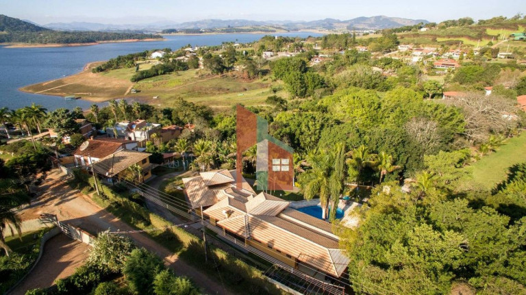 Imagem Casa com 10 Quartos à Venda, 750 m² em Serrinha - Bragança Paulista Imagem Casa com 10 Quartos à Venda, 750 m² em Serrinha - Bragança Paulista