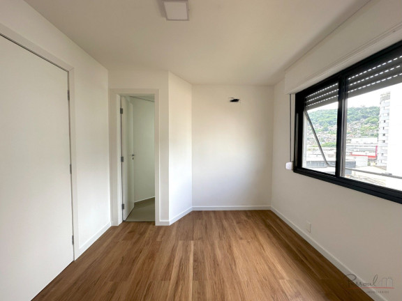 Imagem Apartamento com 3 Quartos à Venda, 197 m² em Centro - Florianópolis Imagem Apartamento com 3 Quartos à Venda, 197 m² em Centro - Florianópolis