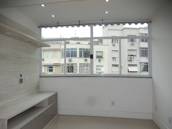 Imagem Apartamento com 3 Quartos à Venda, 120 m² em Copacabana - Rio De Janeiro Imagem Apartamento com 3 Quartos à Venda, 120 m² em Copacabana - Rio De Janeiro