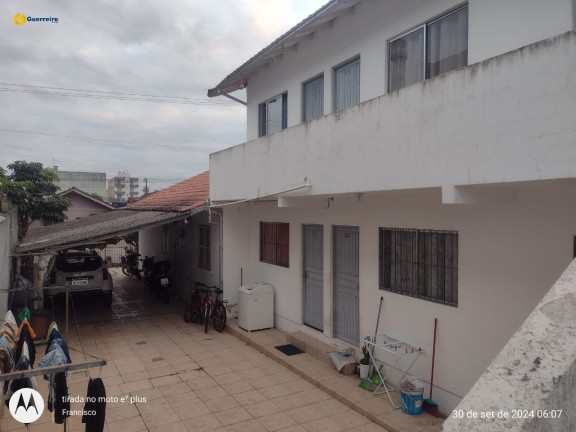 Imagem Casa com 9 Quartos à Venda, 350 m² em Universitário - Biguaçu Imagem Casa com 9 Quartos à Venda, 350 m² em Universitário - Biguaçu