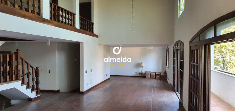 Apartamento com 4 Quartos à Venda, 470 m² em Centro - Santa Maria