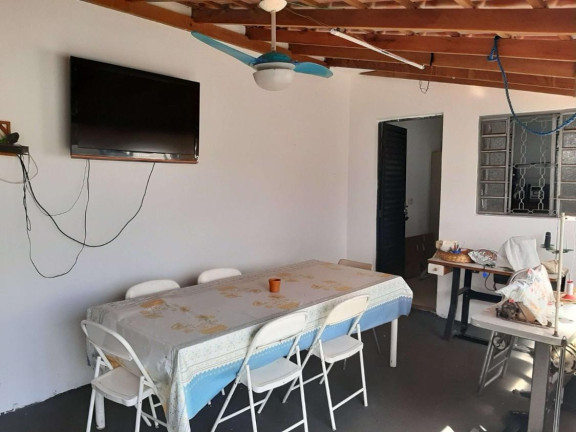 Imagem Casa com 3 Quartos à Venda, 171 m² em Jardim Itamarati - Botucatu