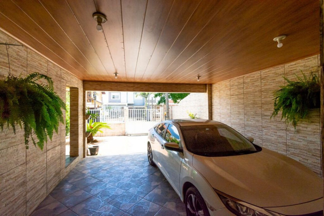 Imagem Casa com 4 Quartos à Venda, 165 m² em Igara - Canoas