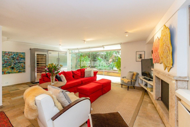 Imagem Casa com 5 Quartos à Venda, 1.200 m² em Morumbi - São Paulo Imagem Casa com 5 Quartos à Venda, 1.200 m² em Morumbi - São Paulo