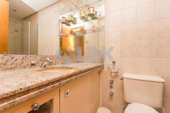 Imagem Apartamento com 2 Quartos à Venda, 69 m² em Higienópolis - Porto Alegre Imagem Apartamento com 2 Quartos à Venda, 69 m² em Higienópolis - Porto Alegre