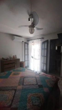 Imagem Casa com 2 Quartos à Venda, 120 m² em Prainha - Caraguatatuba