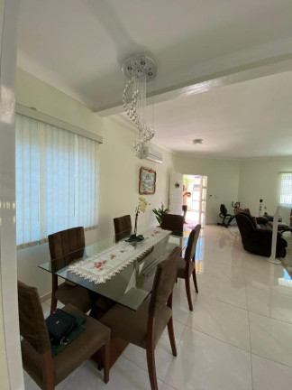 Imagem Casa com 4 Quartos à Venda, em Flórida - Praia Grande Imagem Casa com 4 Quartos à Venda, em Flórida - Praia Grande