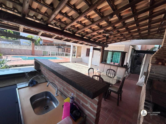 Imagem Casa com 5 Quartos à Venda, 400 m² em Itapebussu - Guarapari