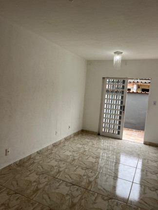 Imagem Casa com 2 Quartos à Venda,  em Campo Grande - Rio De Janeiro
