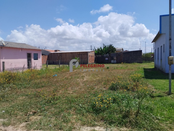 Terreno à Venda, 332 m² em Balneário Rebello - Tapes