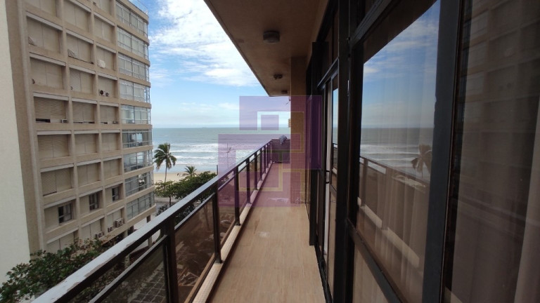 Apartamento com 3 Quartos para Alugar, 196 m² em Pitangueiras - Guarujá