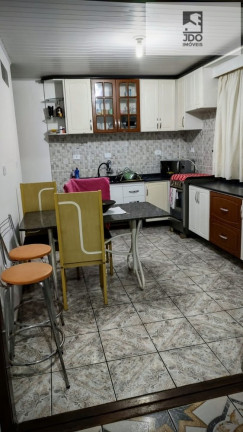 Imagem Casa com 2 Quartos à Venda, 107 m² em Jardim Gabineto - Curitiba Imagem Casa com 2 Quartos à Venda, 107 m² em Jardim Gabineto - Curitiba