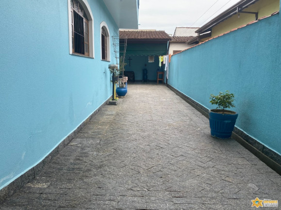 Imagem Sobrado com 6 Quartos à Venda, 200 m² em Umuarama - Ubatuba Imagem Sobrado com 6 Quartos à Venda, 200 m² em Umuarama - Ubatuba