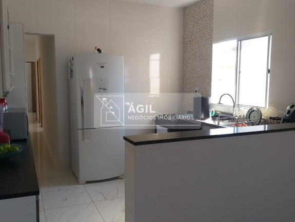 Sobrado com 3 Quartos à Venda, 125 m² em Jardim Pararangaba - São José Dos Campos