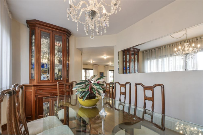 Imagem Apartamento com 3 Quartos à Venda, 193 m² em Moema - São Paulo Imagem Apartamento com 3 Quartos à Venda, 193 m² em Moema - São Paulo