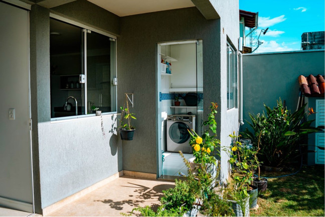 Imagem Casa com 4 Quartos à Venda, 382 m² em Cecília - Viamão Imagem Casa com 4 Quartos à Venda, 382 m² em Cecília - Viamão