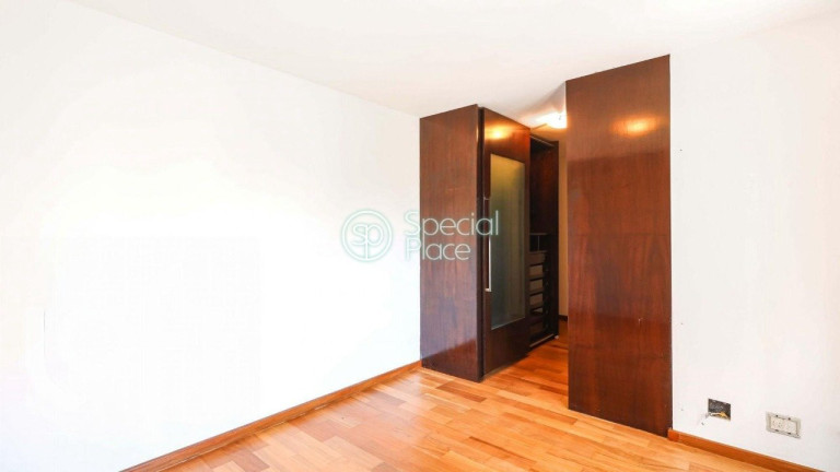 Imagem Apartamento com 3 Quartos à Venda, 250 m² em Vila Suzana - São Paulo