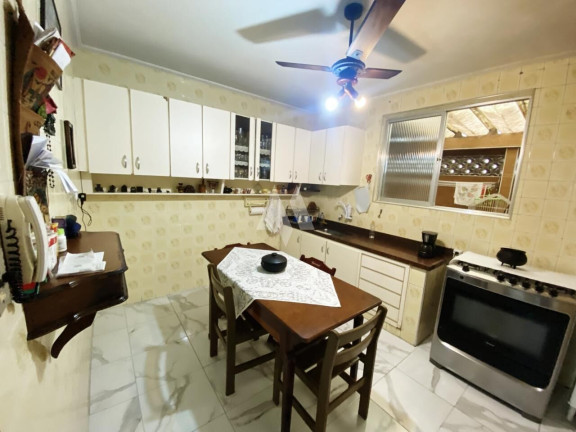 Imagem Casa com 3 Quartos à Venda, 97 m² em Encruzilhada - Santos Imagem Casa com 3 Quartos à Venda, 97 m² em Encruzilhada - Santos