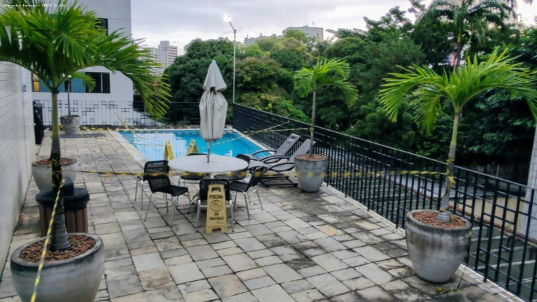 Imagem Apartamento com 4 Quartos à Venda, 201 m² em Aflitos - Recife