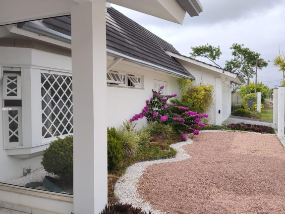 Imagem Casa com 6 Quartos à Venda, 500 m² em Centro - Imbé