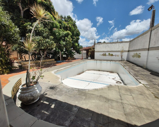Imagem Casa com 5 Quartos à Venda, 497 m² em Serraria Brasil - Feira De Santana Imagem Casa com 5 Quartos à Venda, 497 m² em Serraria Brasil - Feira De Santana