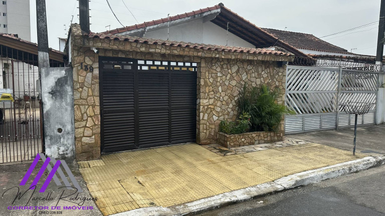 Imagem Casa com 3 Quartos à Venda, 130 m² em Vila Tupi - Praia Grande Imagem Casa com 3 Quartos à Venda, 130 m² em Vila Tupi - Praia Grande