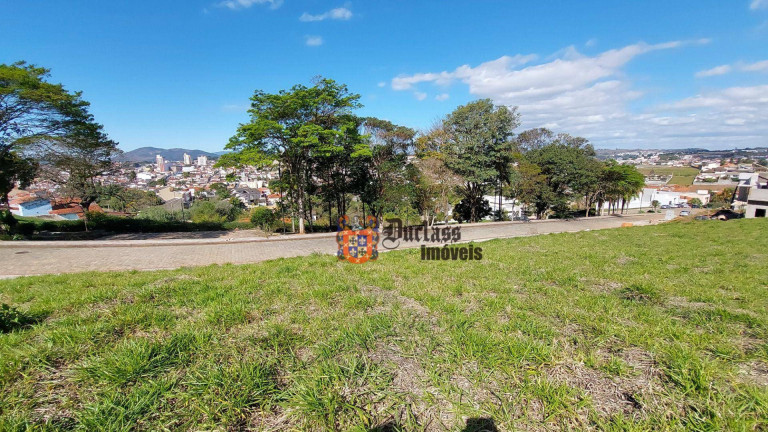 Imagem Terreno à Venda, 894 m² em Jardim América - Bragança Paulista Imagem Terreno à Venda, 894 m² em Jardim América - Bragança Paulista