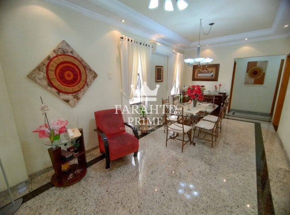 Imagem Casa com 6 Quartos à Venda,  em Embaré - Santos