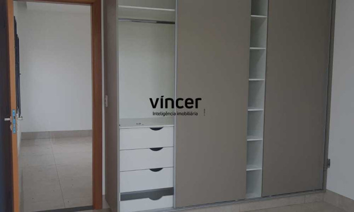 Imagem Casa com 3 Quartos à Venda, 222 m² em Senador Canedo