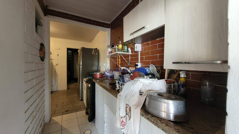Imagem Edifício Residencial com 9 Quartos à Venda, 313 m² em Armação - Penha Imagem Edifício Residencial com 9 Quartos à Venda, 313 m² em Armação - Penha