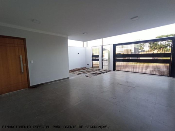 Imagem Casa com 2 Quartos à Venda, 125 m² em Parque Avenida - Maringá