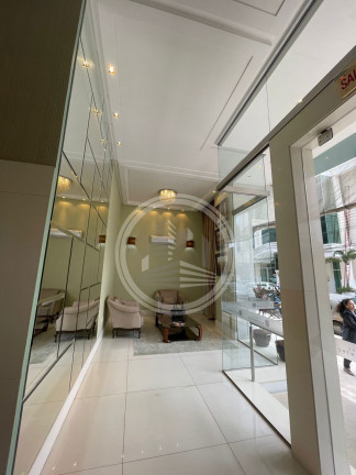 Imagem Apartamento com 4 Quartos à Venda, 131 m² em Centro - Balneário Camboriú Imagem Apartamento com 4 Quartos à Venda, 131 m² em Centro - Balneário Camboriú