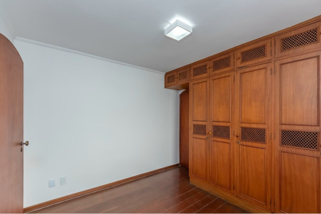 Imagem Casa com 4 Quartos à Venda, 110 m² em Jardim Marajoara - São Paulo