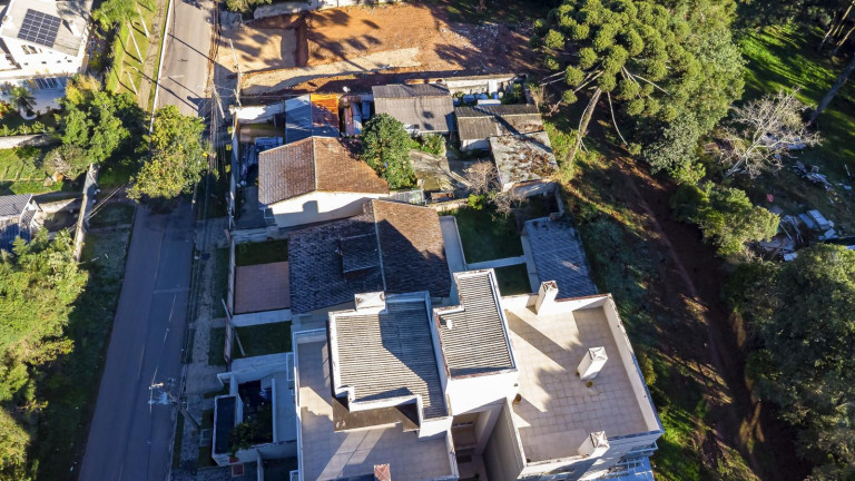 Terreno à Venda, 1.294 m² em Mossunguê - Curitiba