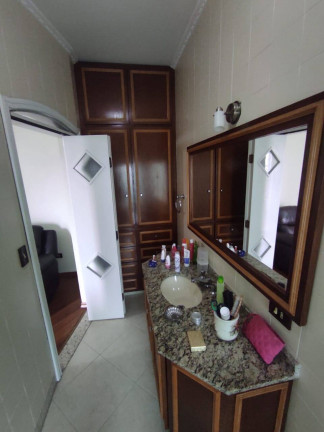 Imagem Casa com 3 Quartos à Venda, 253 m² em Vila Pires - Santo André
