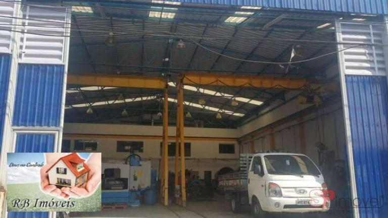 Galpão à Venda, 650 m² em Vila Tibiriçá - Santo André