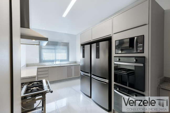 Imagem Apartamento com 4 Quartos à Venda, 240 m² em Centro - Balneário Camboriú