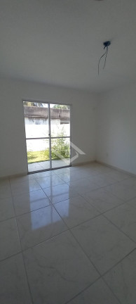 Imagem Casa com 2 Quartos à Venda, 70 m² em Guaratiba - Rio De Janeiro Imagem Casa com 2 Quartos à Venda, 70 m² em Guaratiba - Rio De Janeiro