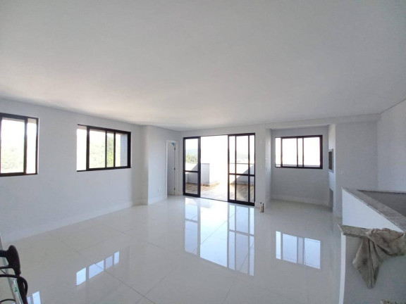 Imagem Cobertura com 3 Quartos à Venda, 129 m² em Centro - Itajaí