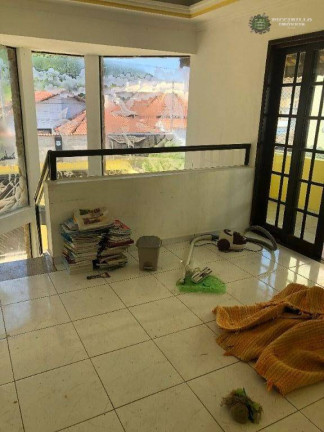 Imagem Sobrado com 4 Quartos à Venda, 252 m² em Canto Do Forte - Praia Grande