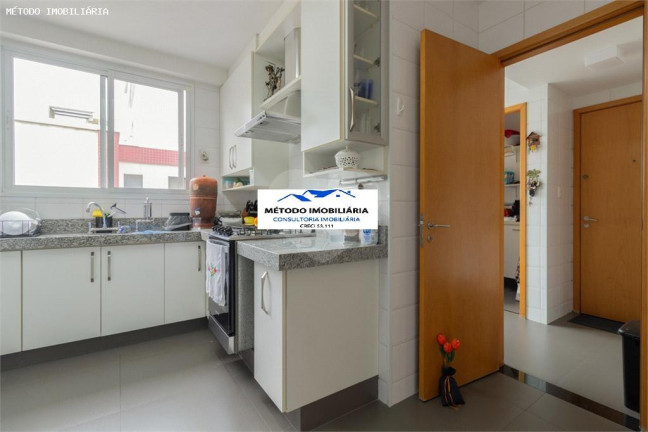 Imagem Imóvel com 3 Quartos à Venda, 131 m² em Pinheiros - São Paulo Imagem Imóvel com 3 Quartos à Venda, 131 m² em Pinheiros - São Paulo