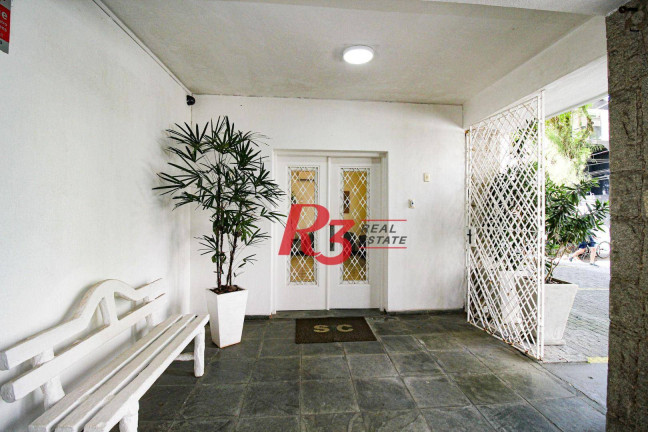 Casa à Venda, 354 m² em Boqueirão - Santos