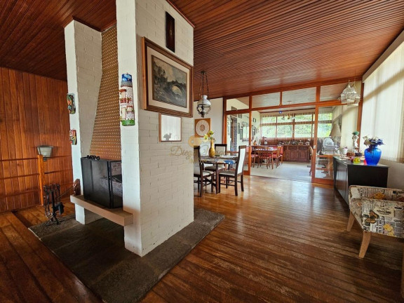 Imagem Casa com 4 Quartos à Venda, 500 m² em Iucas - Teresópolis Imagem Casa com 4 Quartos à Venda, 500 m² em Iucas - Teresópolis