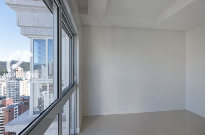 Imagem Apartamento com 4 Quartos à Venda, 167 m² em Centro - Balneário Camboriú Imagem Apartamento com 4 Quartos à Venda, 167 m² em Centro - Balneário Camboriú