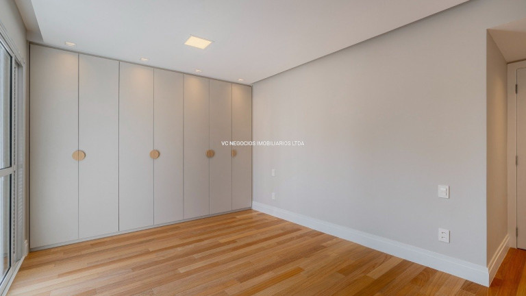 Imagem Apartamento com 2 Quartos à Venda, 130 m² em Vila Nova Conceição - São Paulo