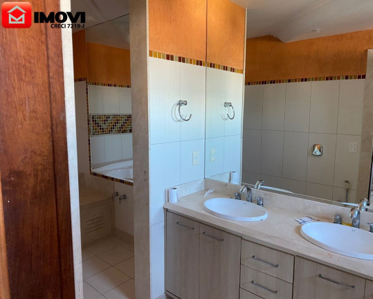 Imagem Imóvel com 4 Quartos à Venda, 800 m² em Praia Da Costa - Vila Velha Imagem Imóvel com 4 Quartos à Venda, 800 m² em Praia Da Costa - Vila Velha